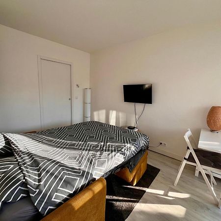 Studio proche Versailles/Paris ☆ Parking gratuit 3min à pied Le Chesnay  Exterior foto