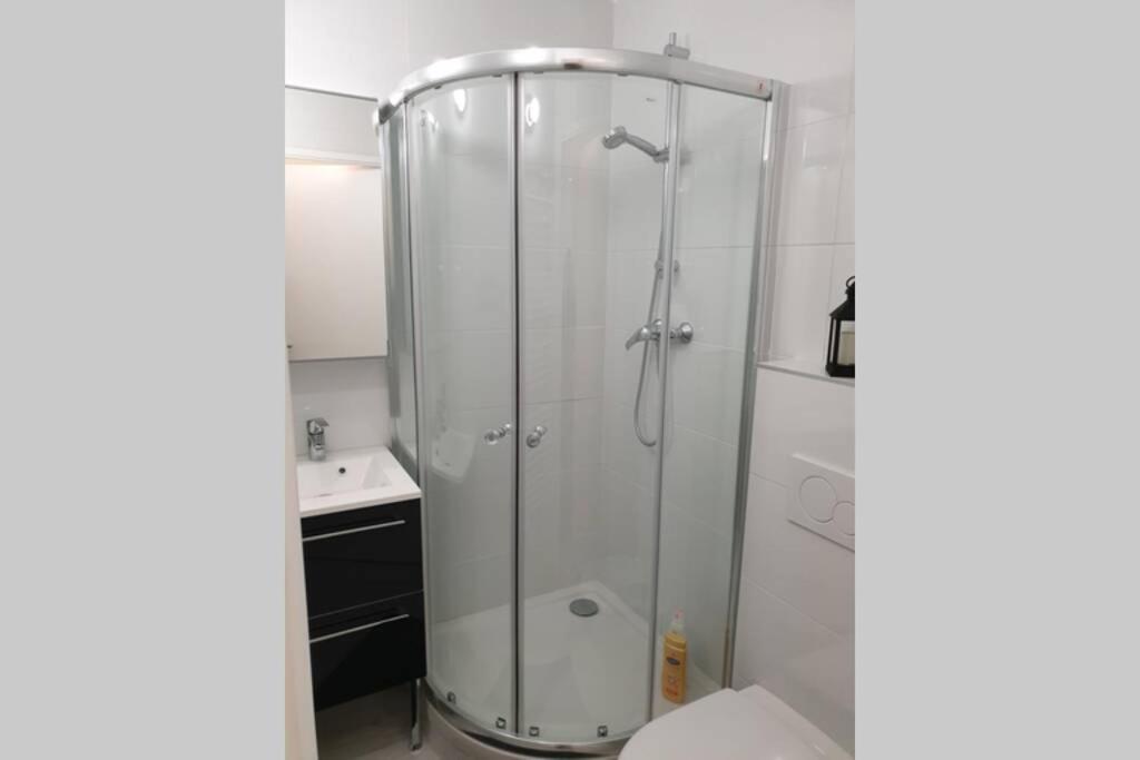 Studio proche Versailles/Paris ☆ Parking gratuit 3min à pied Le Chesnay  Exterior foto
